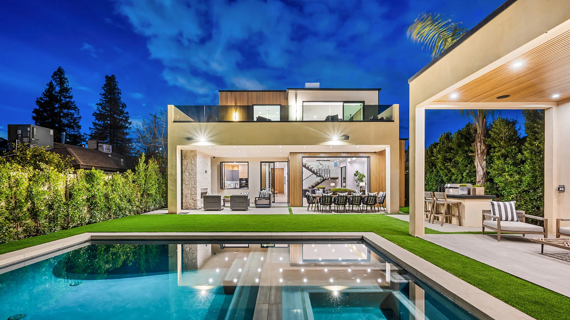 Pool Servicing Rosebay
